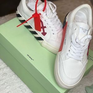 Off white sneakers size 38